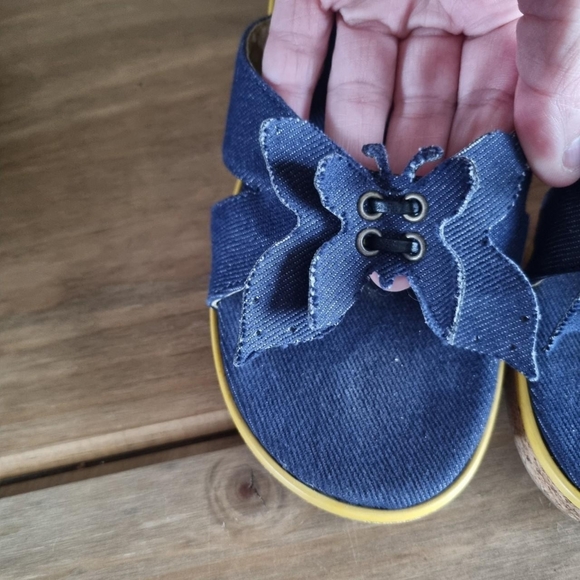Levi butterfly blue denim wedged sandals Size uk 4.5 - Picture 3 of 4